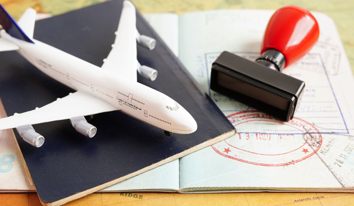 How Can I Obtain An Immigration Status And What Are The Most Common Costa Rican Residency Categories?