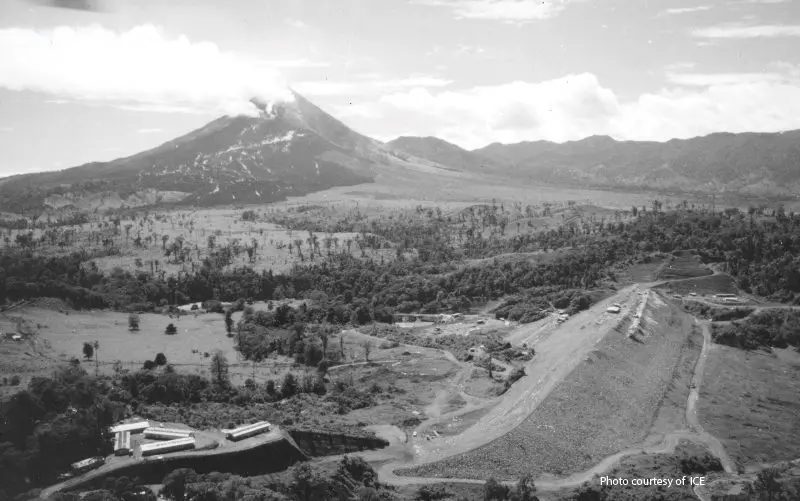 Dam construction, 1977. Dam construction, 1977.